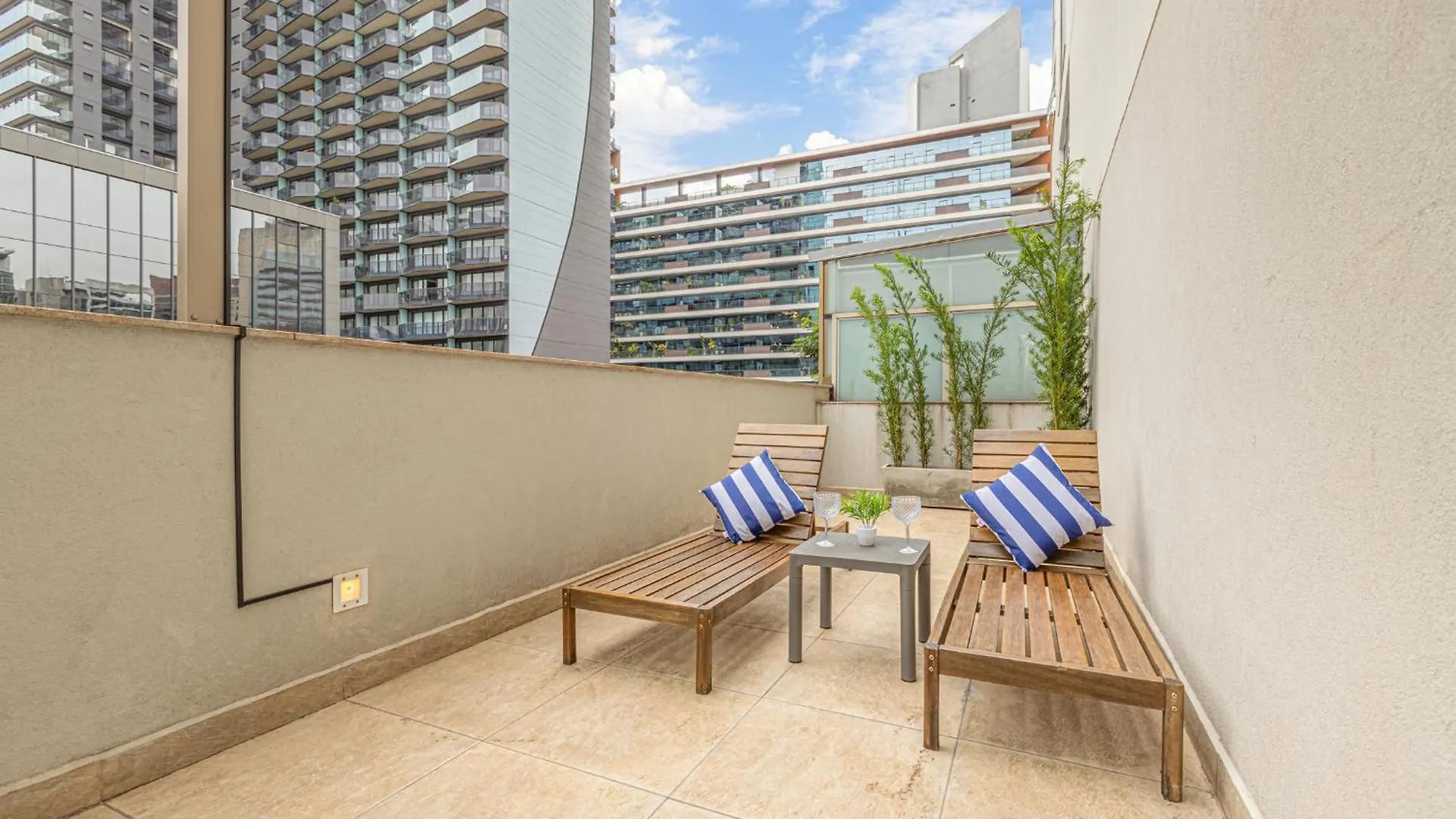 Apartment Easy Star - Studio C/Vaga E Garden Na Vila Nova Conceicao - Ad01I Sao Paulo